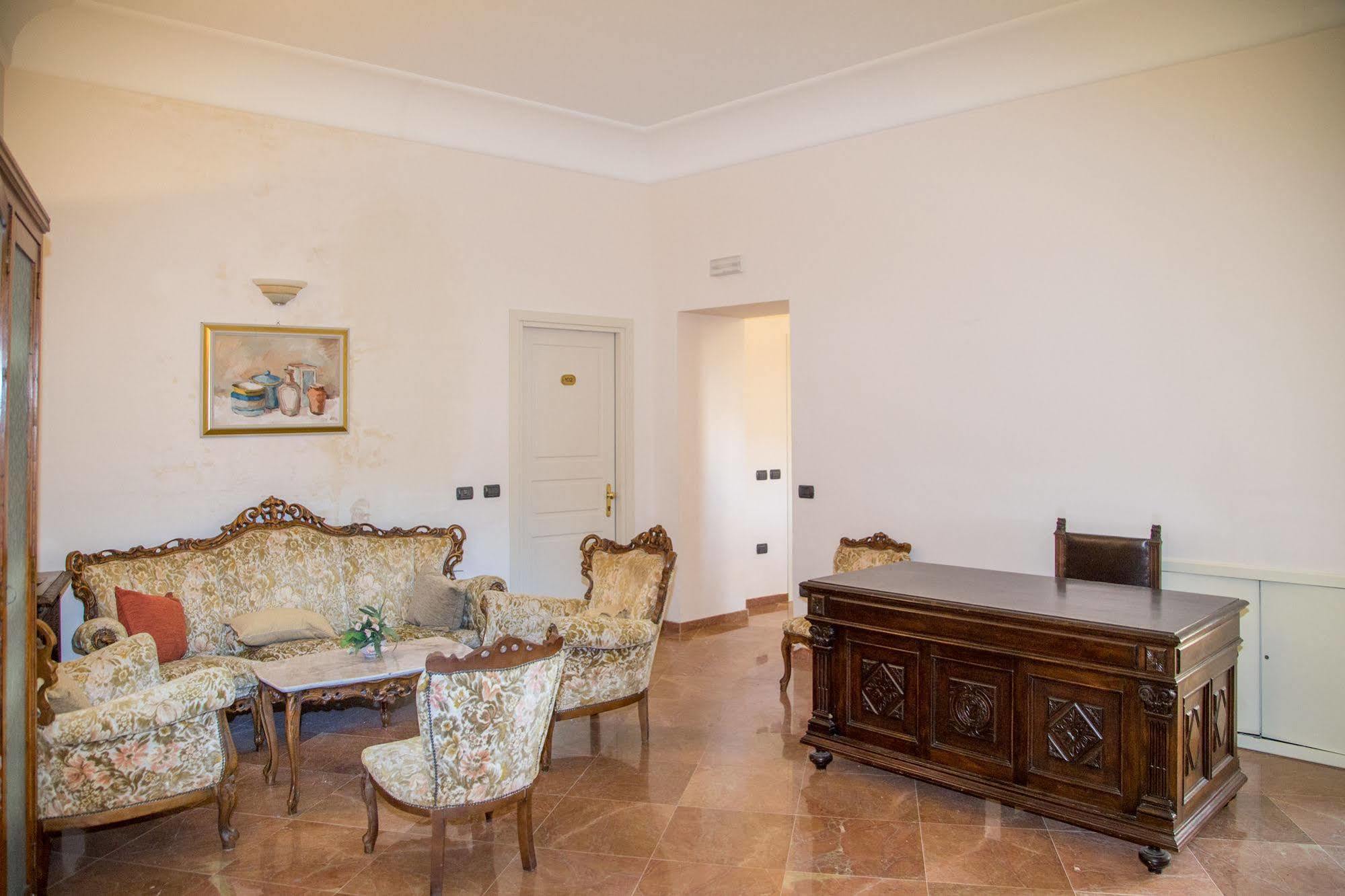 סירקוזה Residence Acropoli מראה חיצוני תמונה